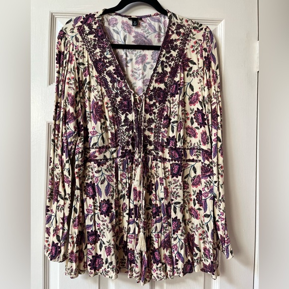 torrid Tops - Torrid size 2 peasant blouse